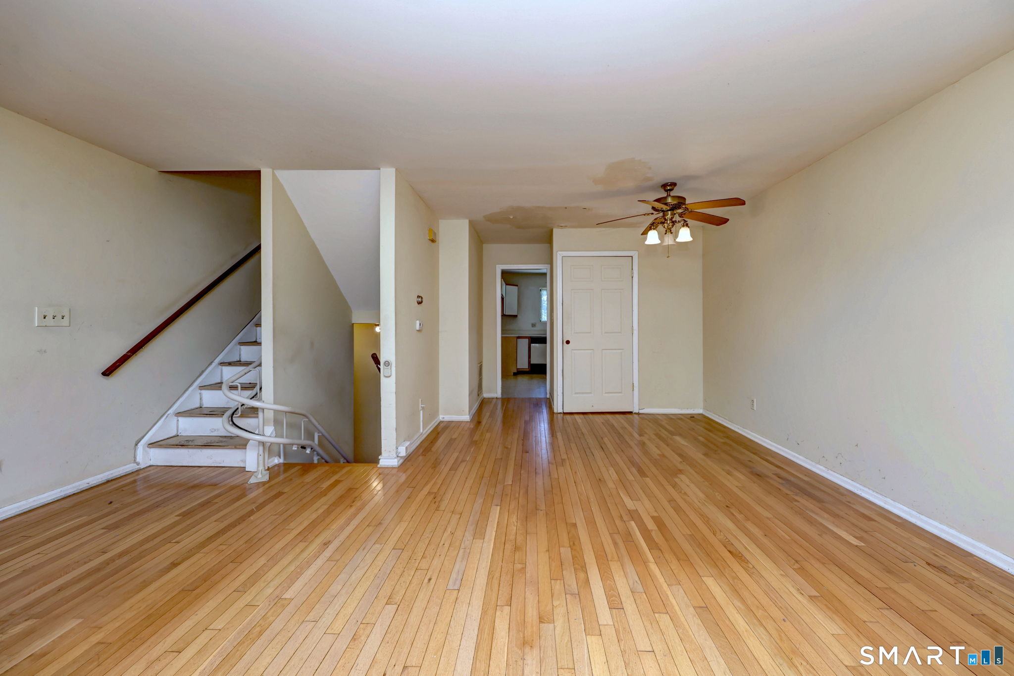 10 Hawthorne Avenue Derby CT 06418