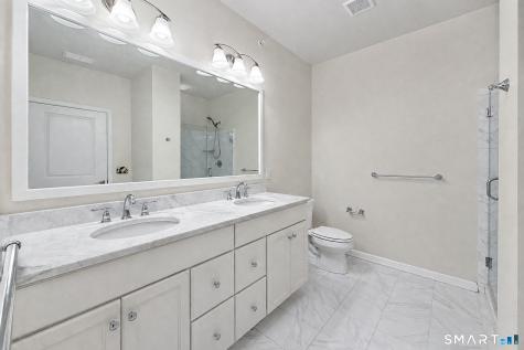 424 Center Meadow Lane Danbury CT 06810