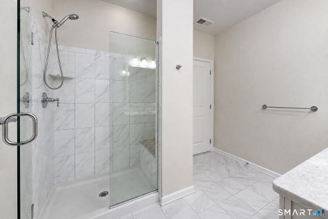 424 Center Meadow Lane Danbury CT 06810