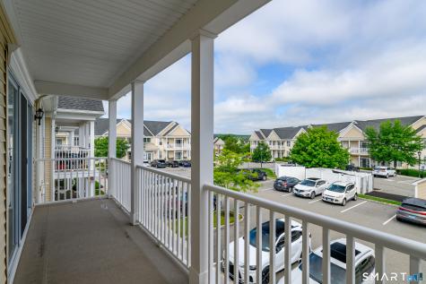424 Center Meadow Lane Danbury CT 06810