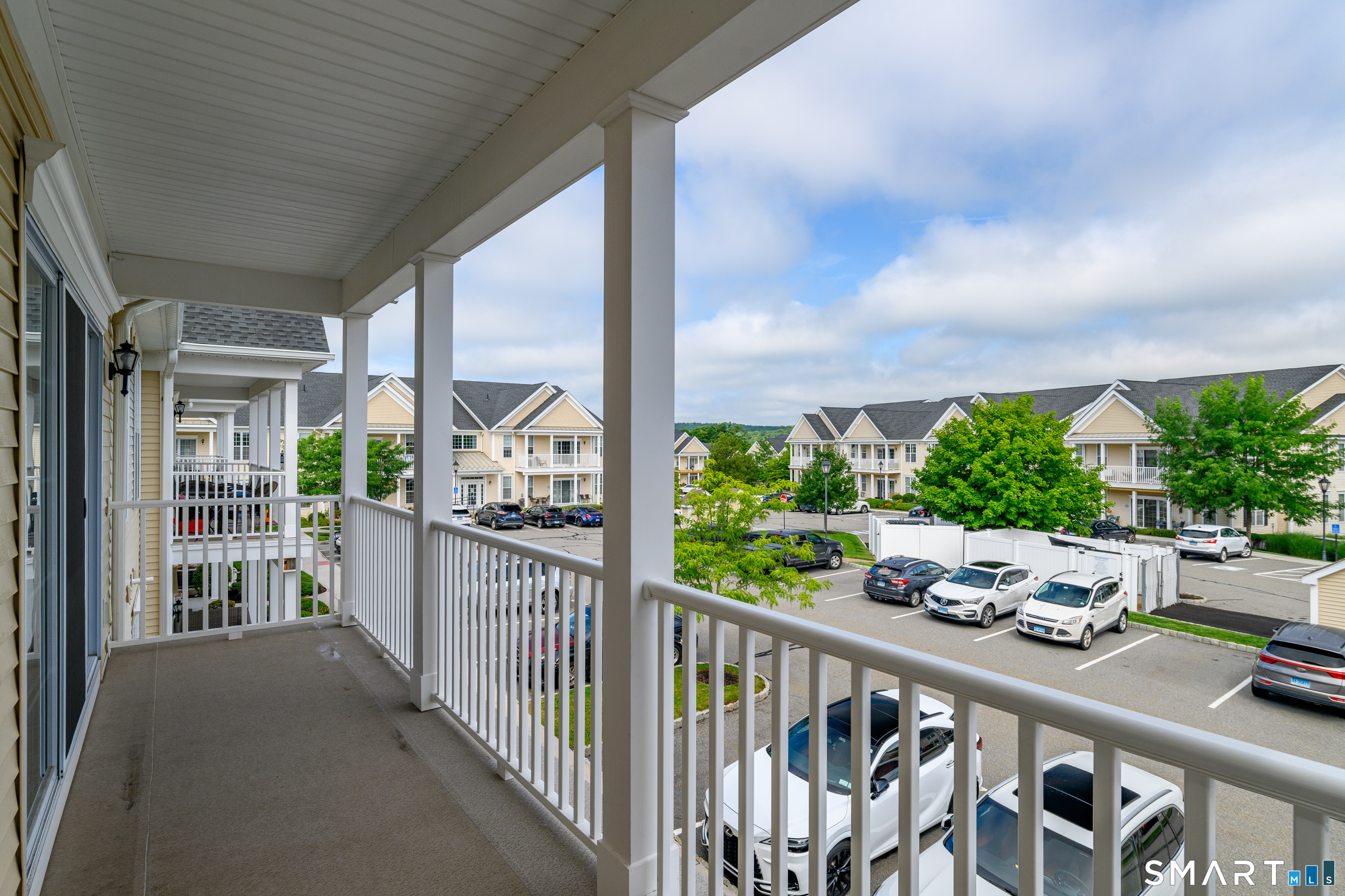 424 Center Meadow Lane Danbury CT 06810