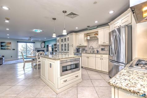 12 Naugatuck Avenue Milford CT 06460
