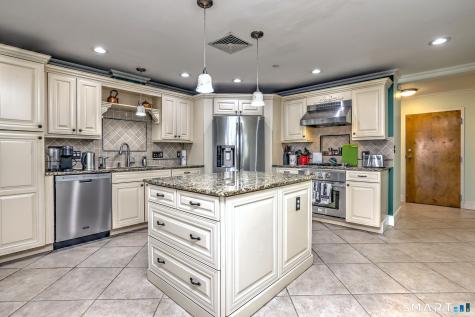 12 Naugatuck Avenue Milford CT 06460