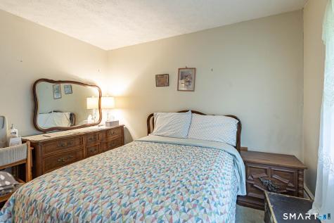 1087 Blue Hills Avenue Bloomfield CT 06002