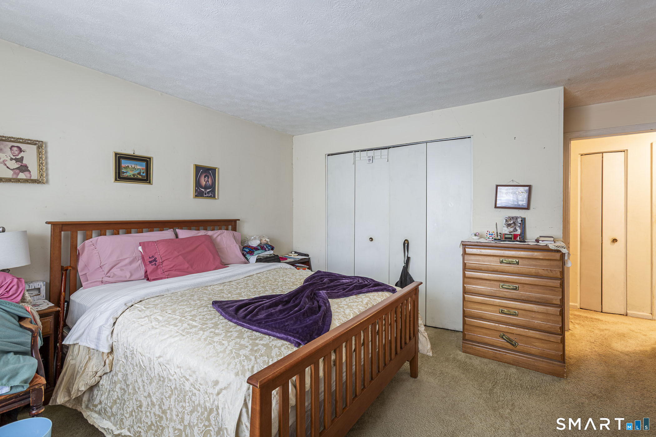 1087 Blue Hills Avenue Bloomfield CT 06002