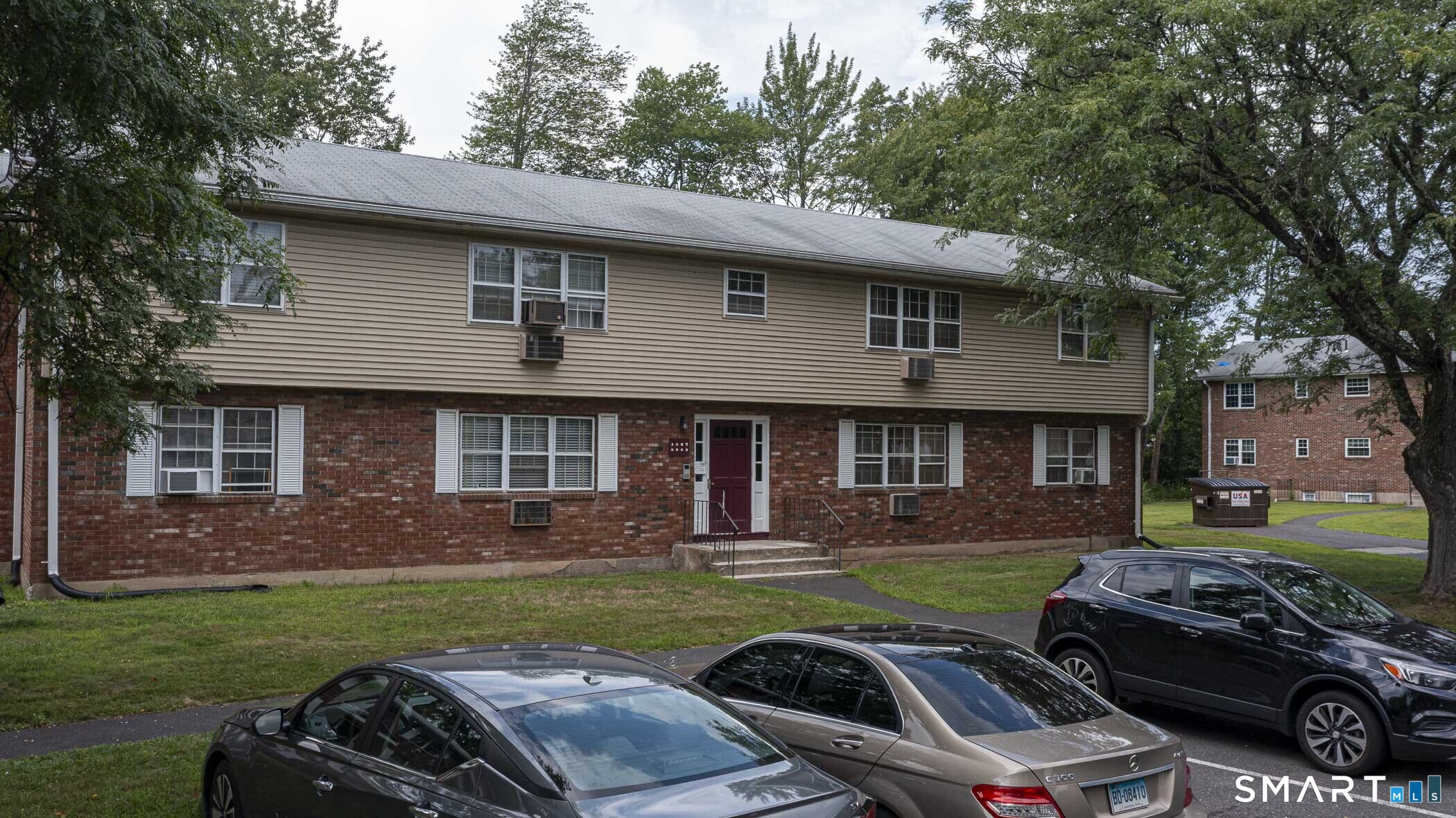 1087 Blue Hills Avenue Bloomfield CT 06002