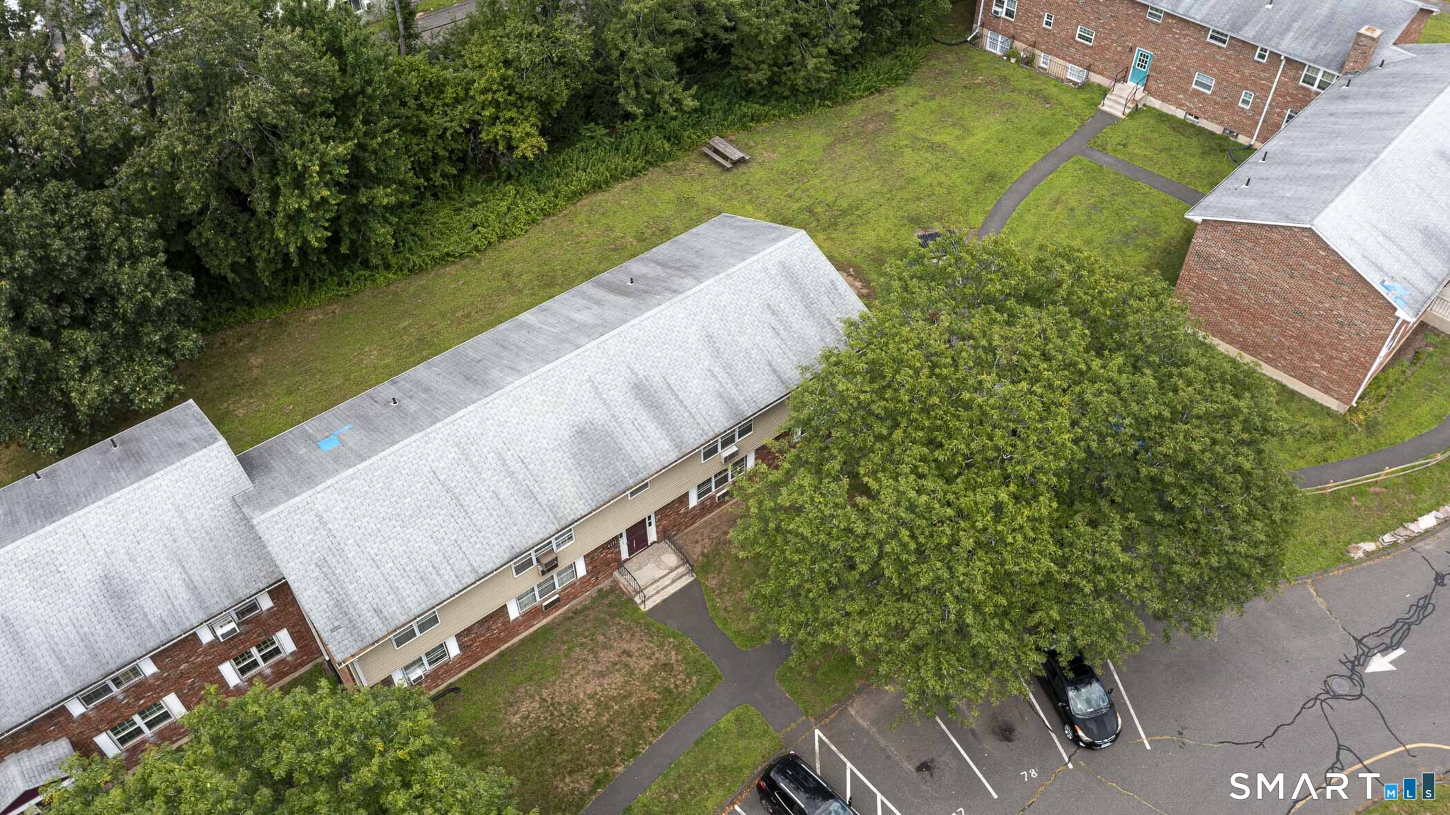 1087 Blue Hills Avenue Bloomfield CT 06002