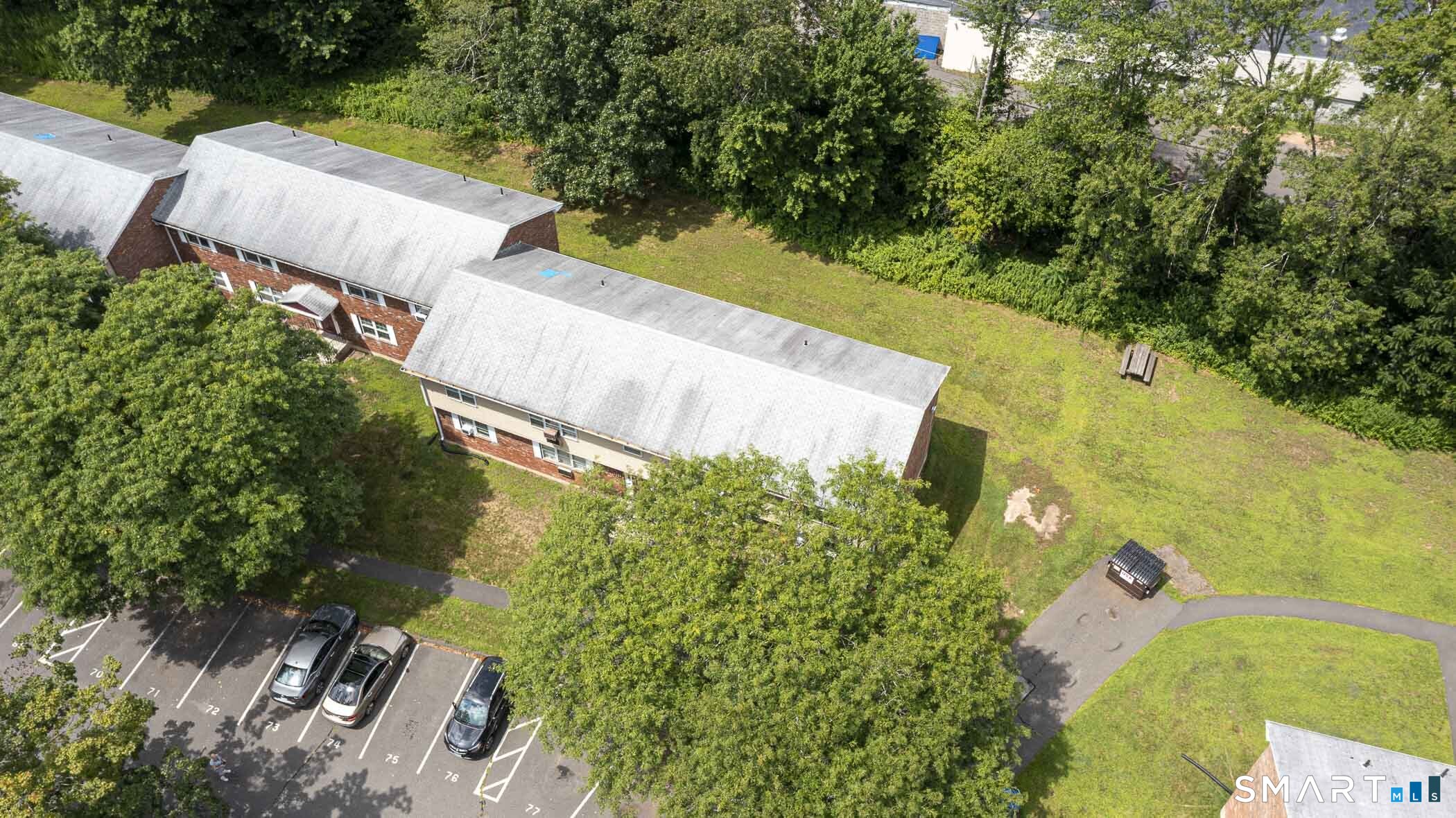1087 Blue Hills Avenue Bloomfield CT 06002
