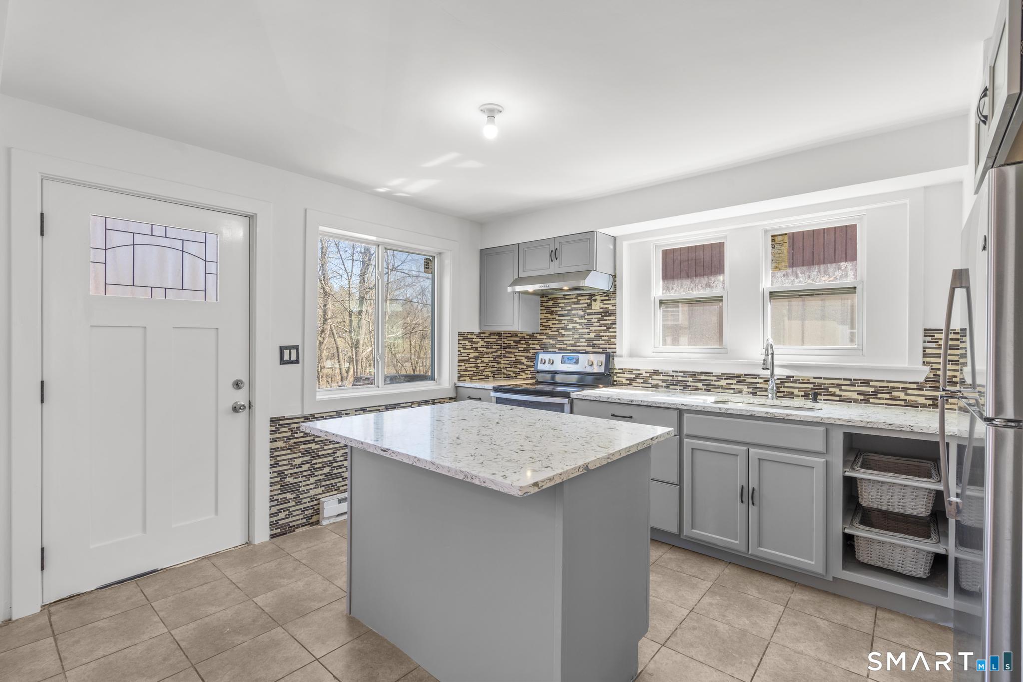 28-32 Starr Avenue Danbury CT 06810