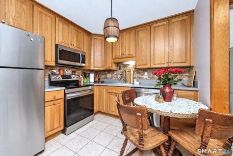 40 Cortland Place Ansonia CT 06401