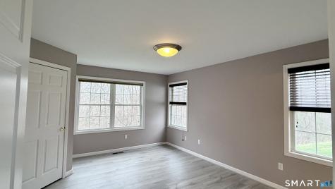 55 Ninas Way Manchester CT 06040