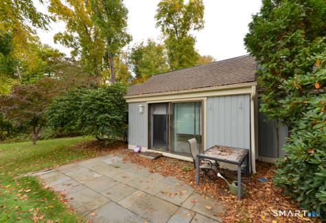 1004 Heritage Village Southbury CT 06488