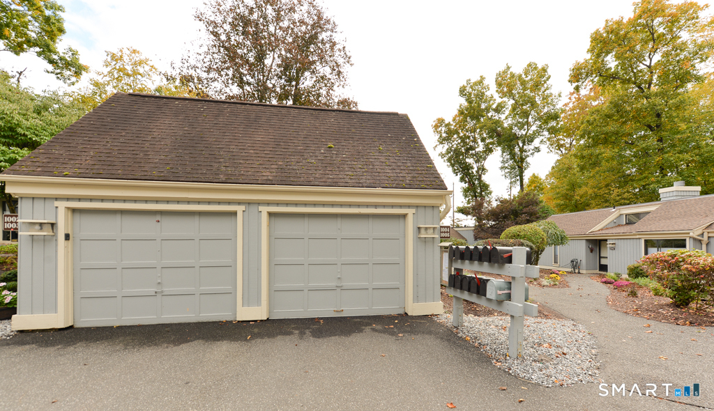 1004 Heritage Village Southbury CT 06488