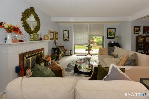 1004 Heritage Village Southbury CT 06488