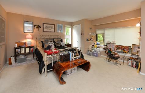 1004 Heritage Village Southbury CT 06488
