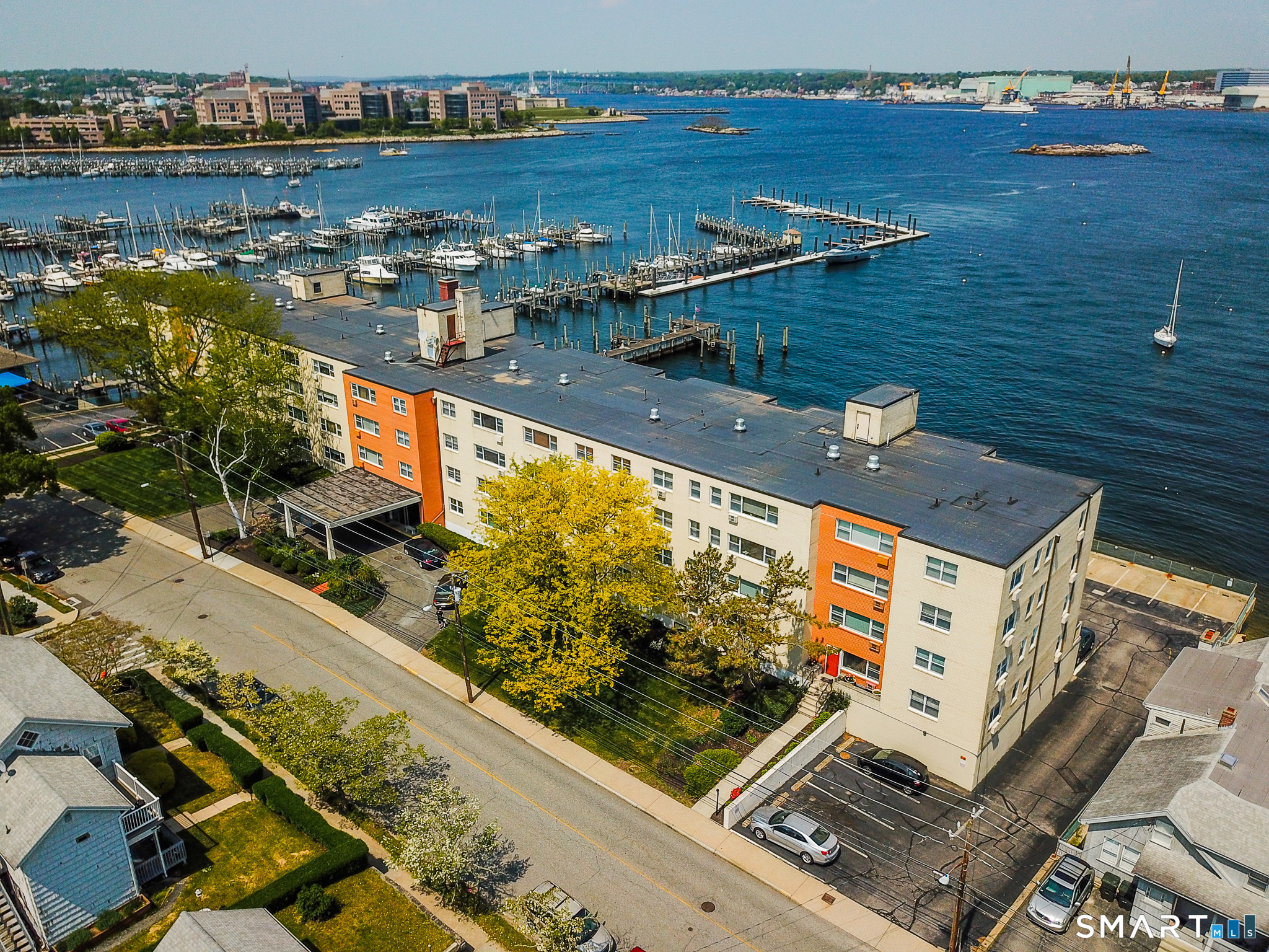 292 Pequot Avenue New London CT 06320