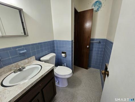 20 Thompson Road Manchester CT 06040