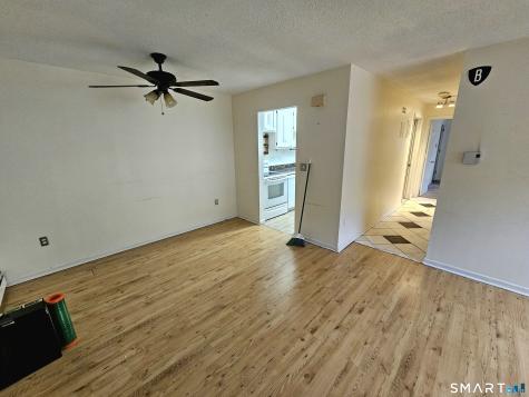 20 Thompson Road Manchester CT 06040