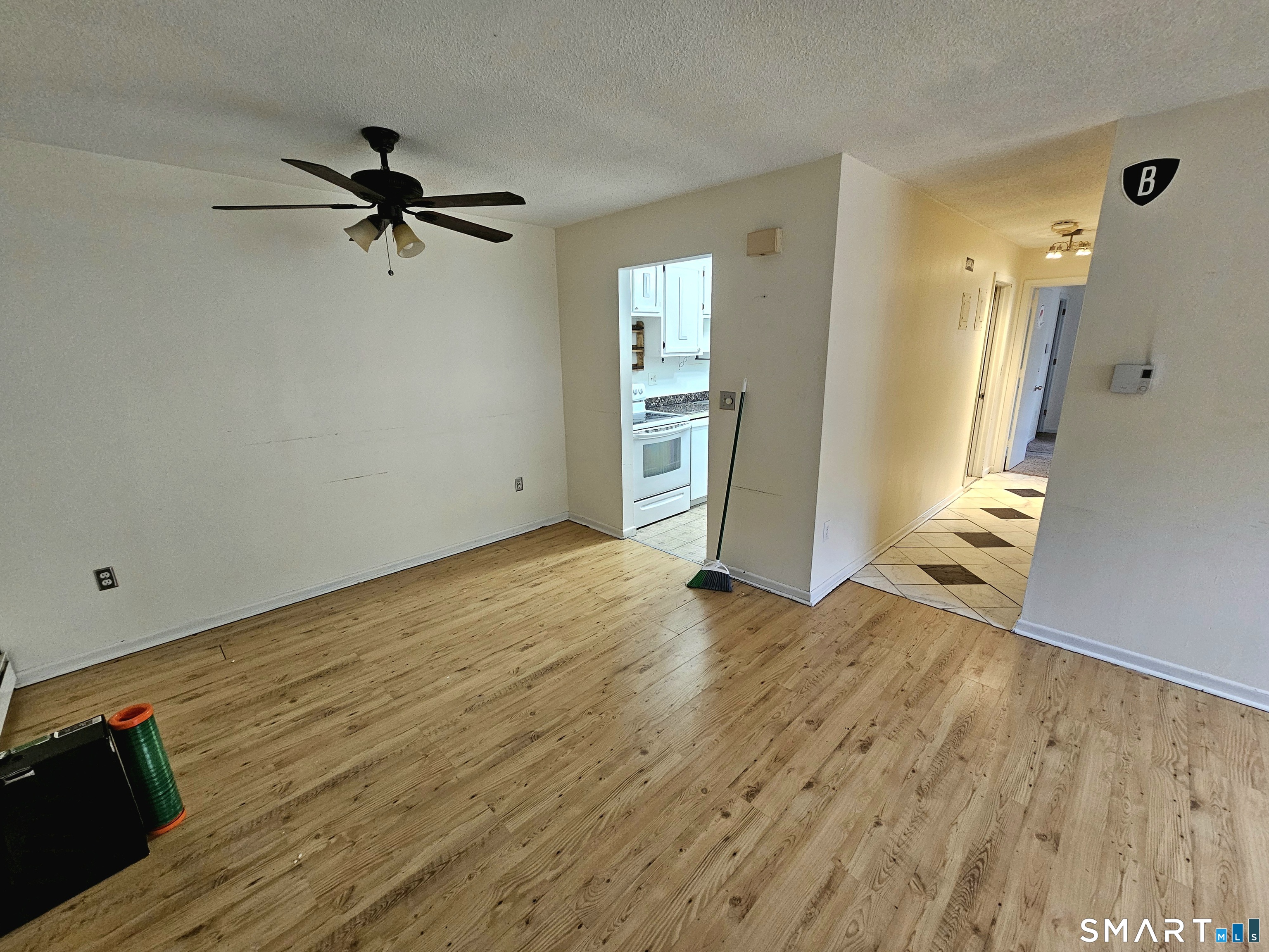 20 Thompson Road Manchester CT 06040