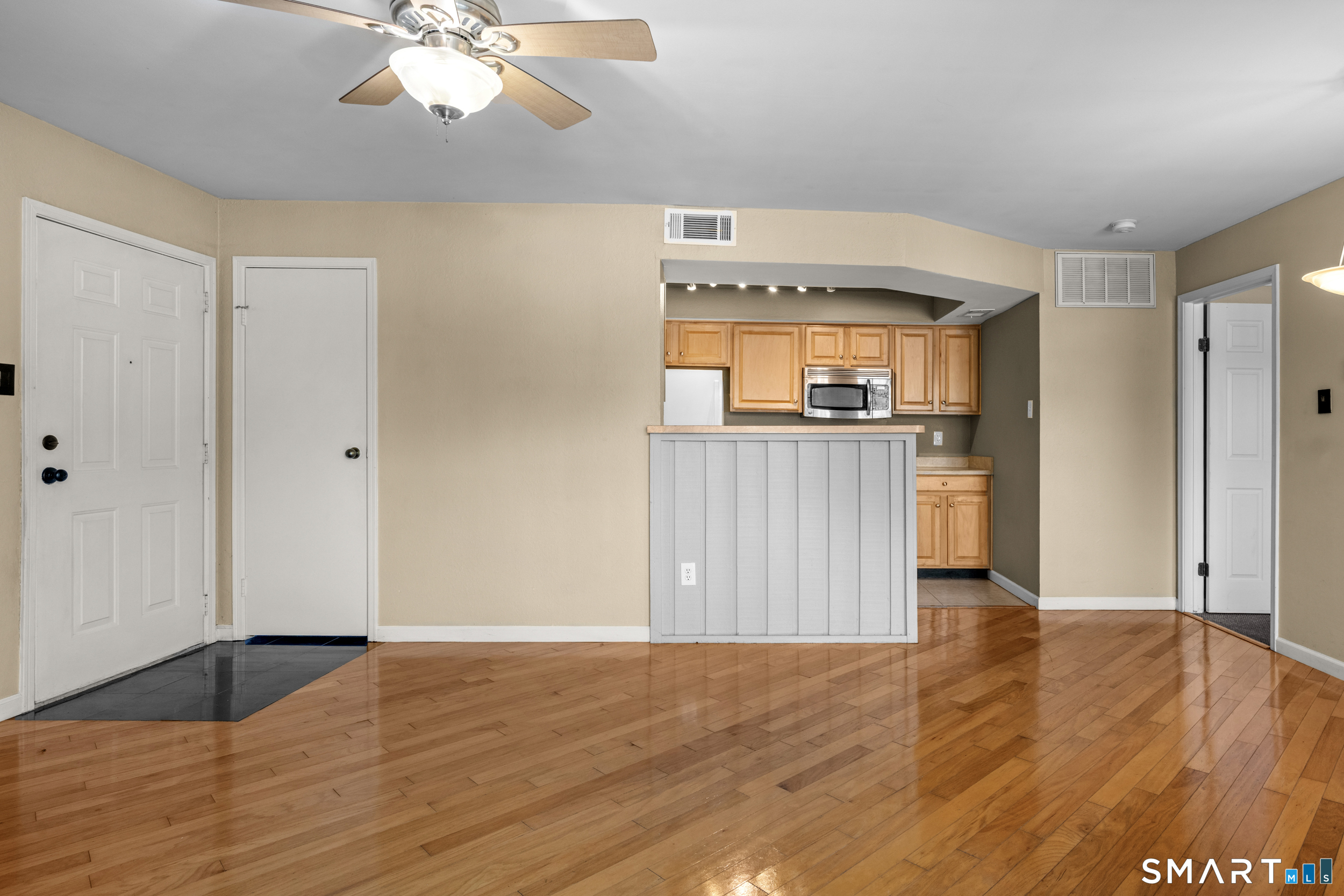 87 Leafwood Lane Groton CT 06340