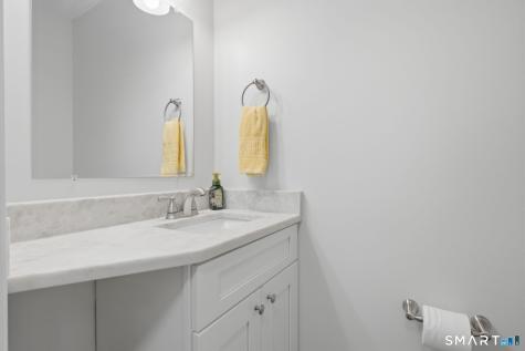 49 Bay Path Way Branford CT 06405