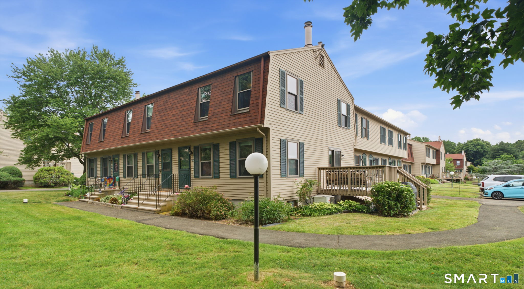 49 Bay Path Way Branford CT 06405