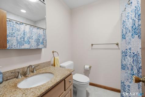 49 Bay Path Way Branford CT 06405