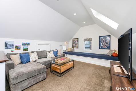 333 West Avenue Darien CT 06820