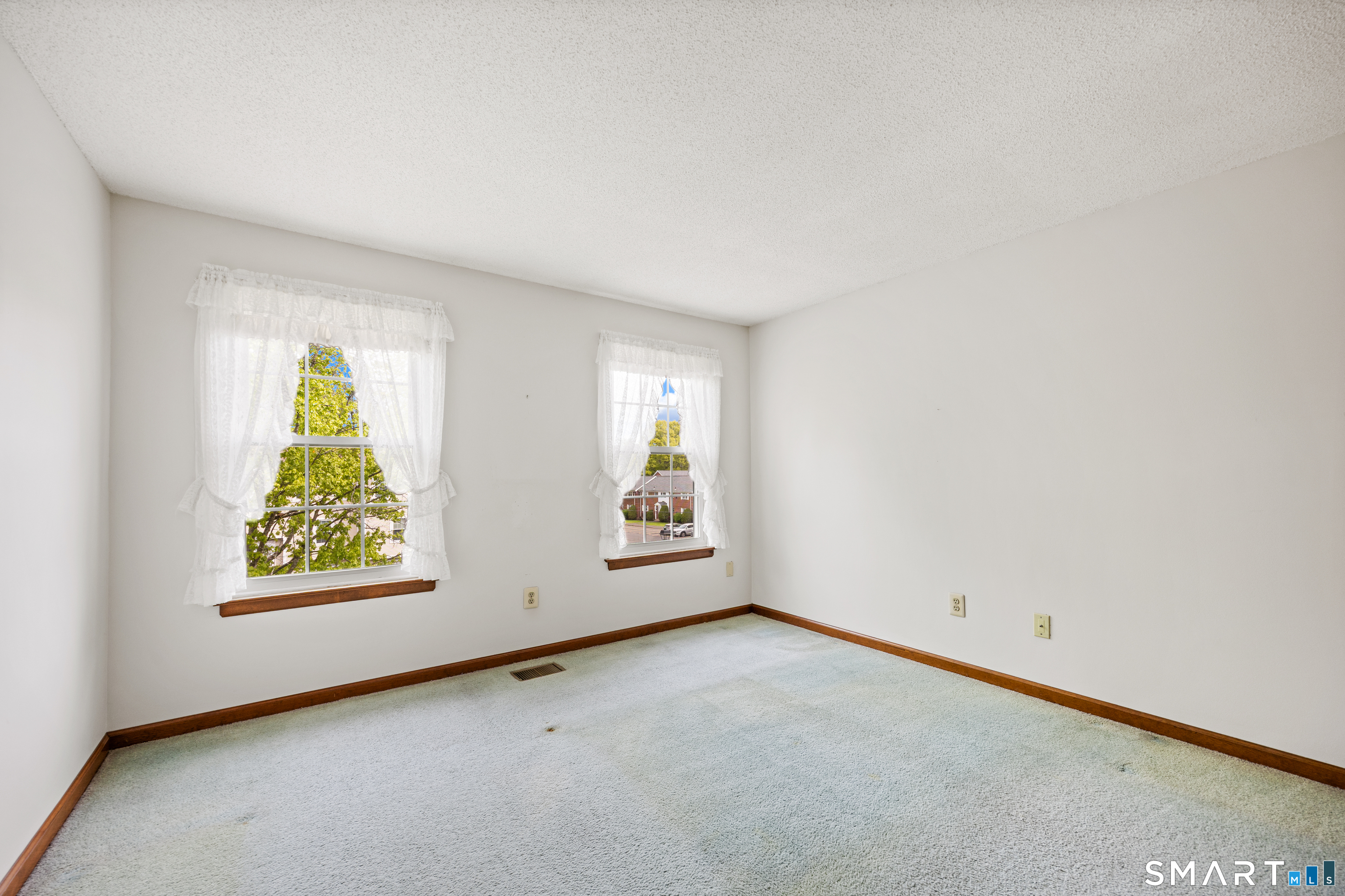 18 Tabshey Court Wethersfield CT 06109