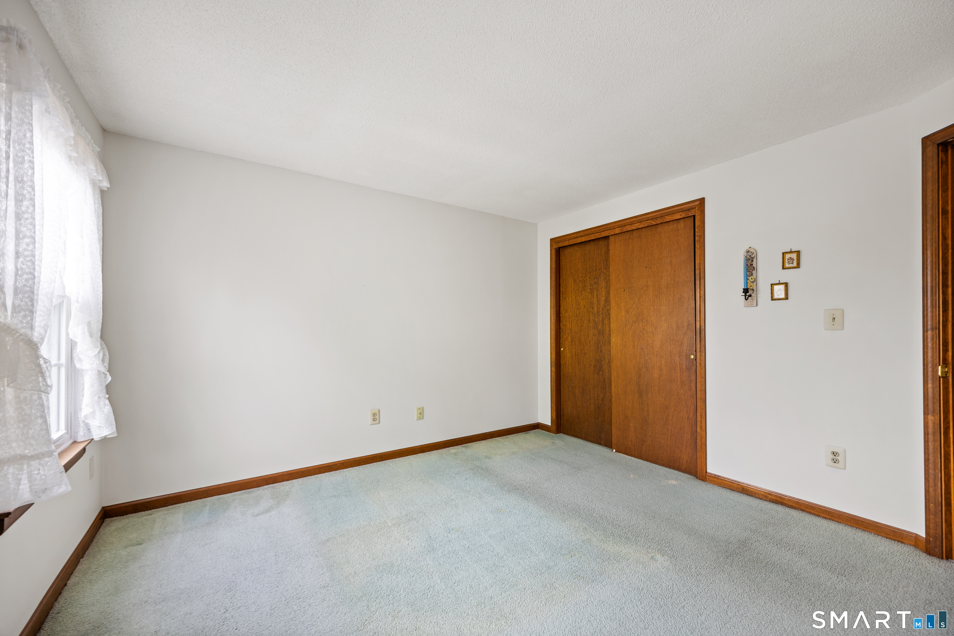 18 Tabshey Court Wethersfield CT 06109