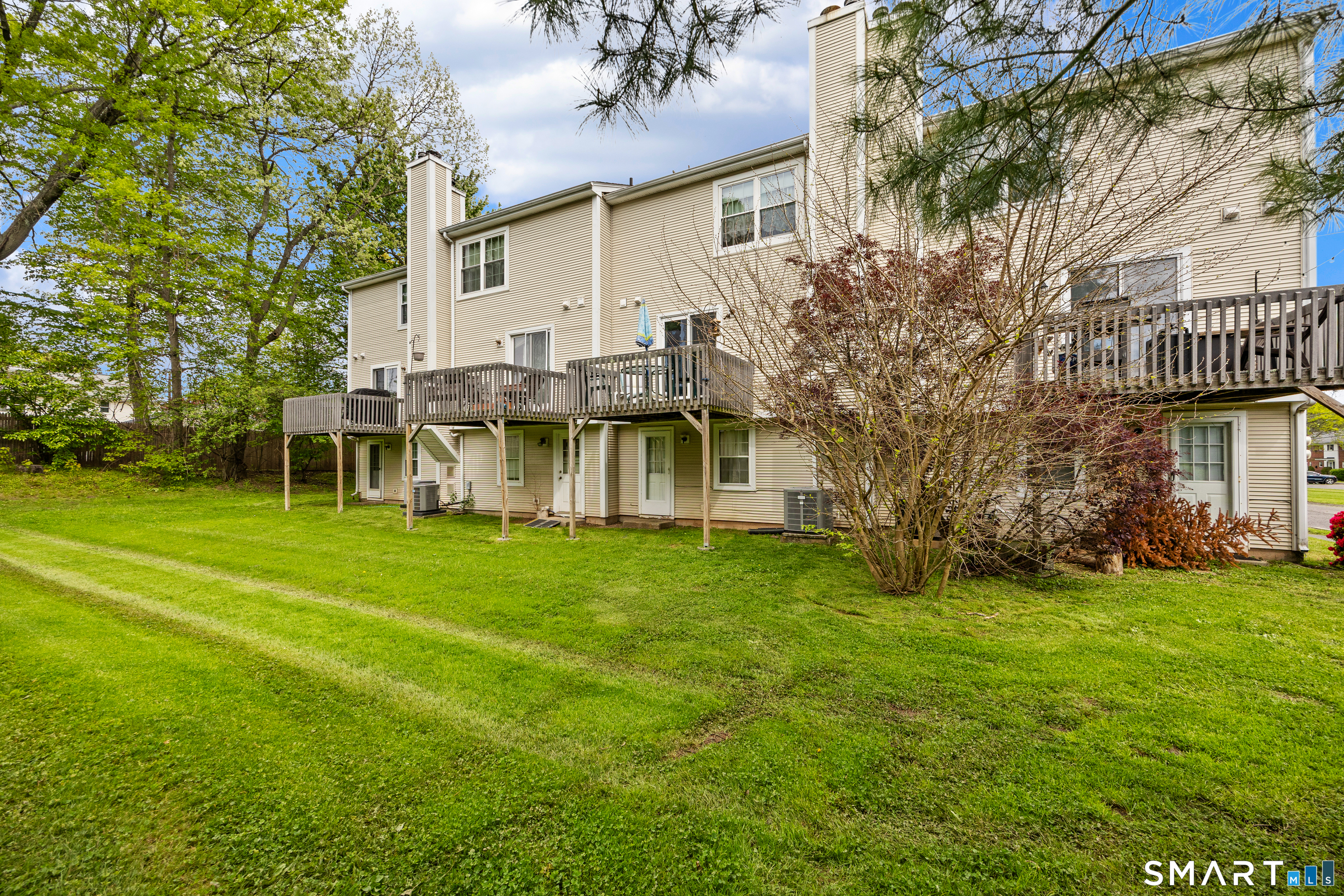 18 Tabshey Court Wethersfield CT 06109