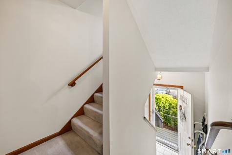 18 Tabshey Court Wethersfield CT 06109
