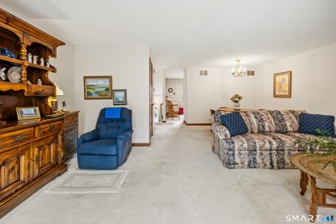 18 Tabshey Court Wethersfield CT 06109