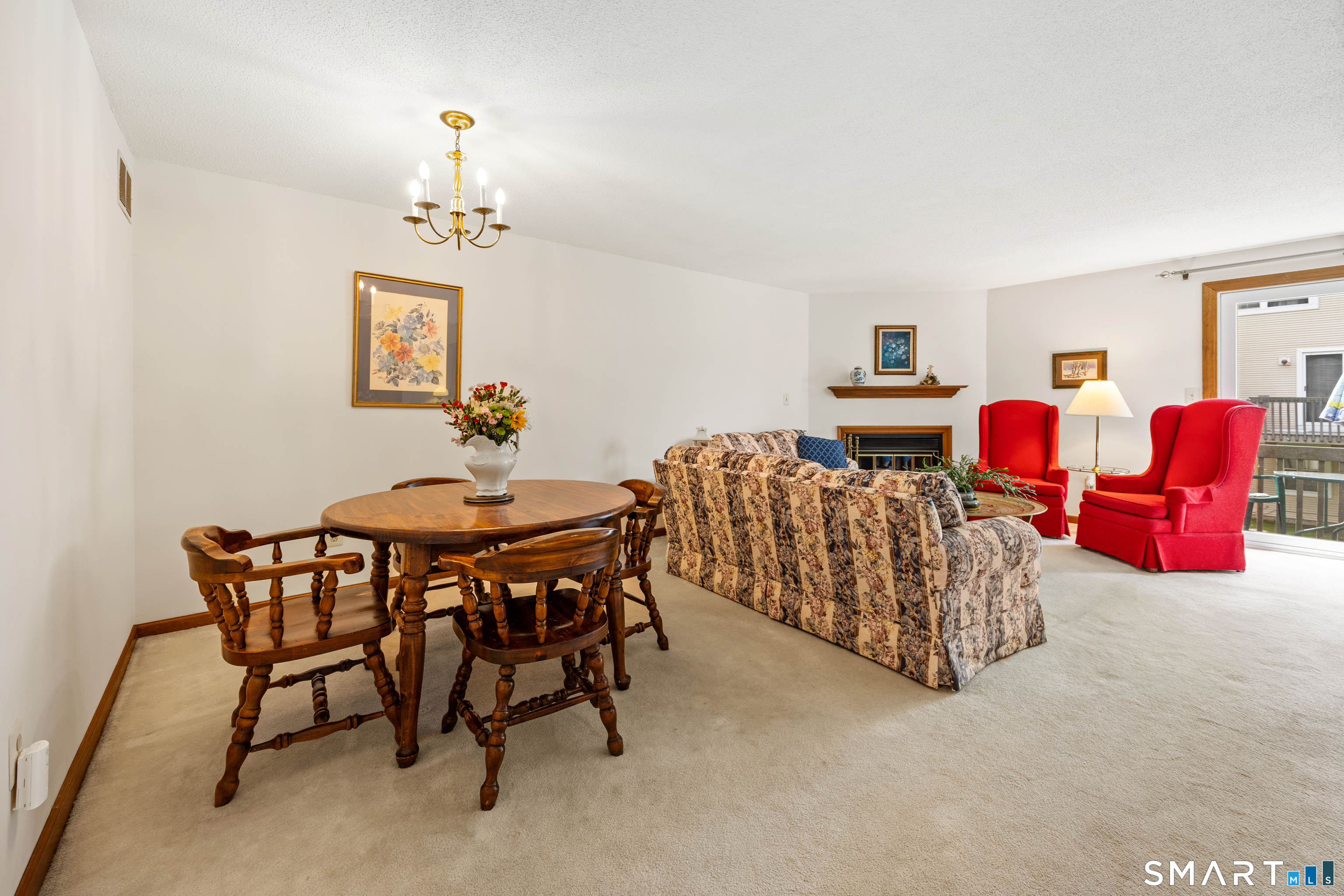 18 Tabshey Court Wethersfield CT 06109