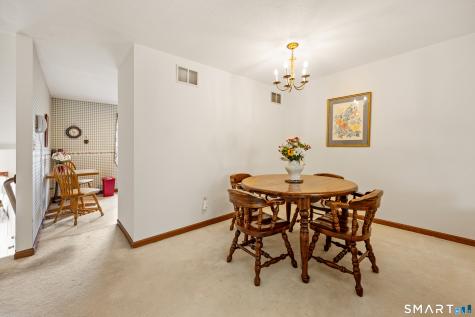 18 Tabshey Court Wethersfield CT 06109
