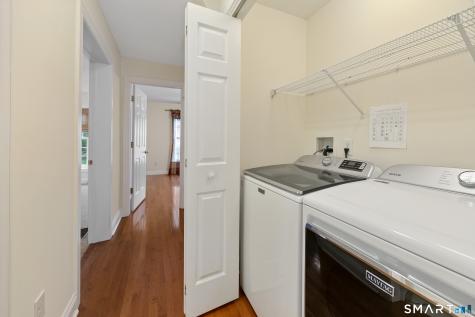 33 Allison Way East Haven CT 06512
