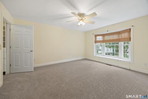 33 Allison Way East Haven CT 06512