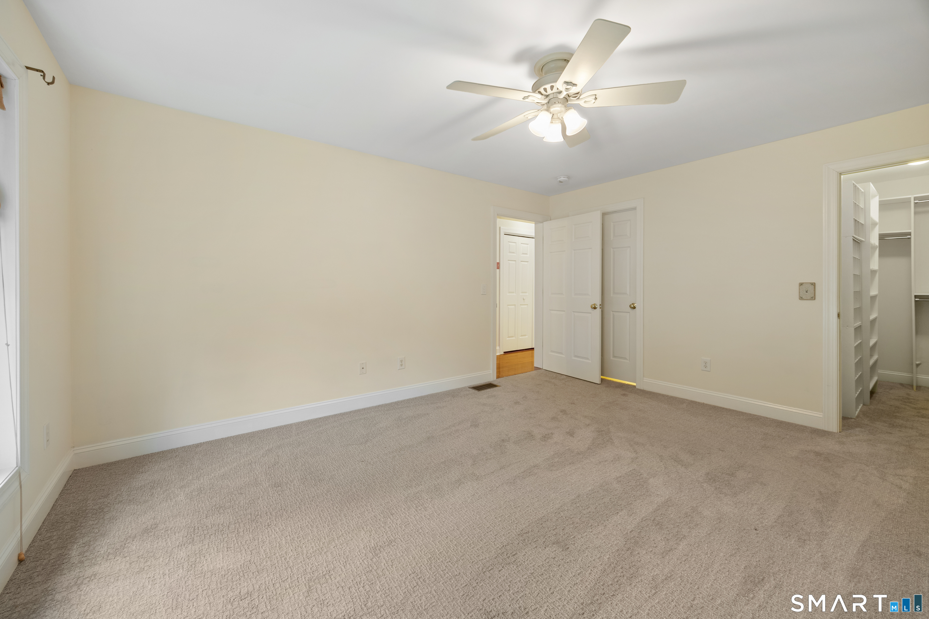 33 Allison Way East Haven CT 06512