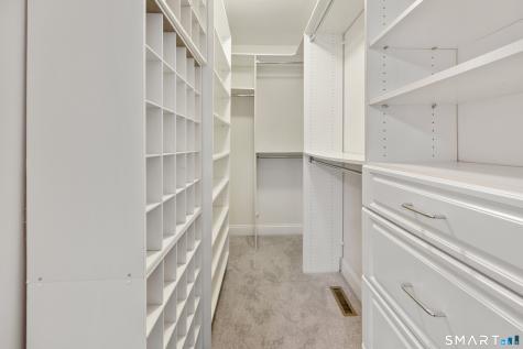 33 Allison Way East Haven CT 06512