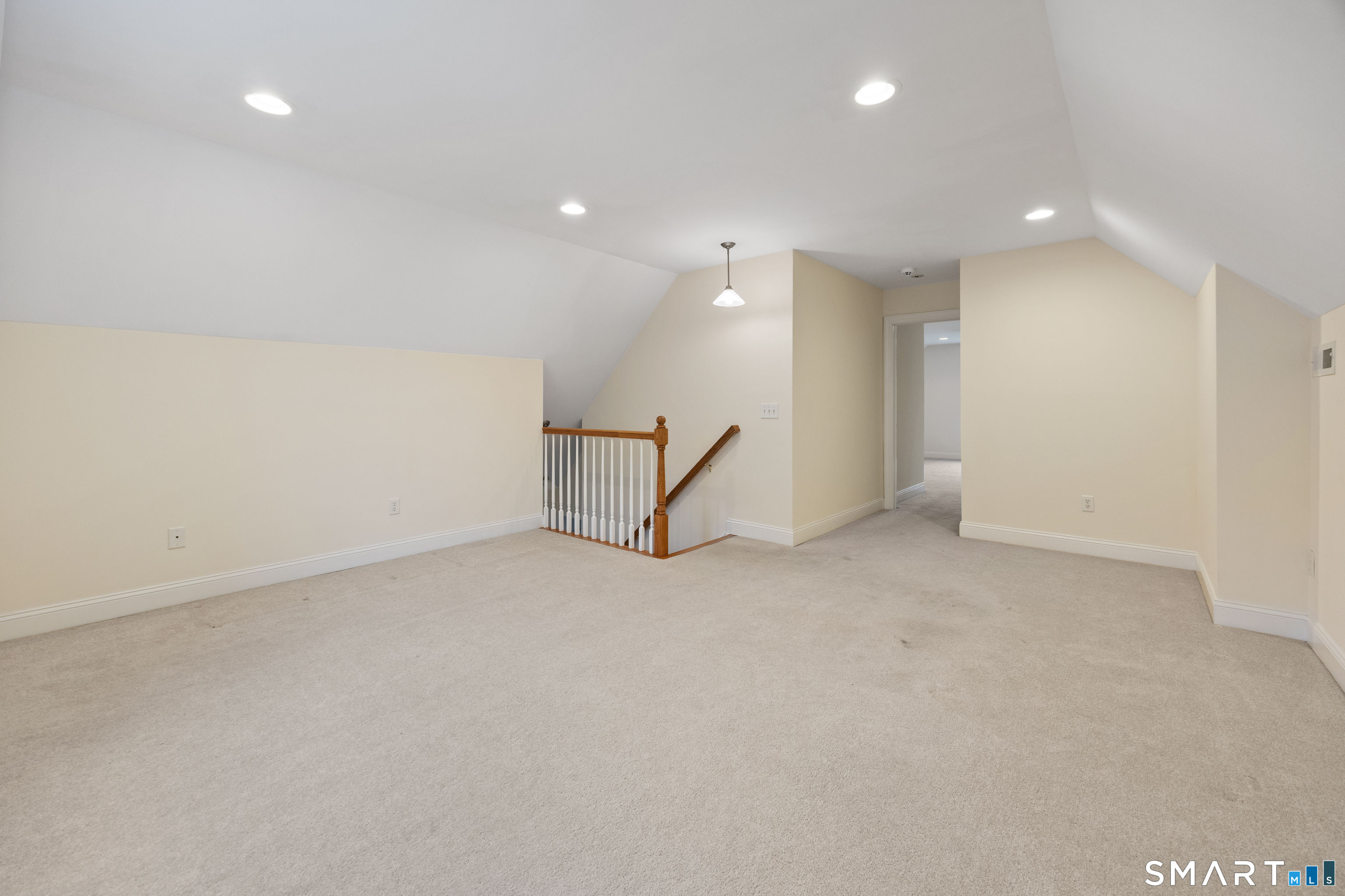 33 Allison Way East Haven CT 06512