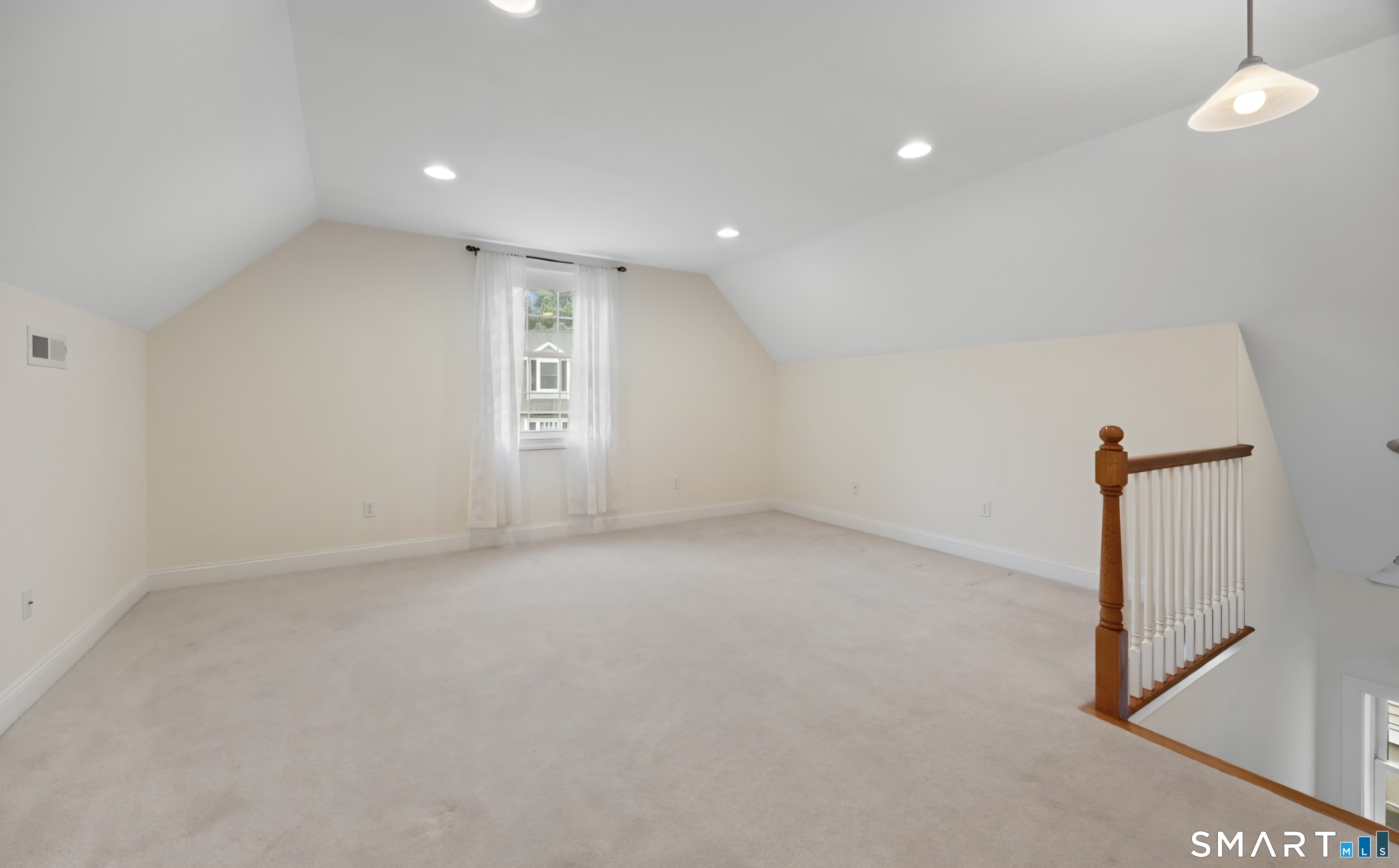 33 Allison Way East Haven CT 06512