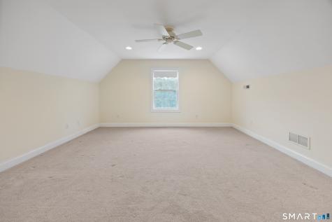33 Allison Way East Haven CT 06512