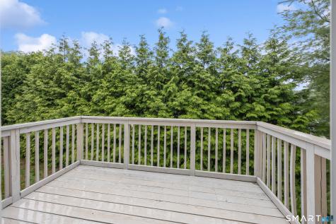 33 Allison Way East Haven CT 06512