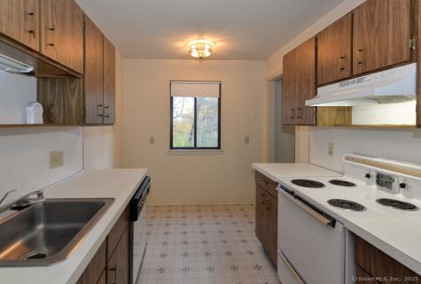 103 Heritage Village Southbury CT 06488