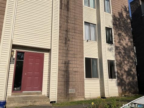98 Burgundy Hill Lane Middletown CT 06457