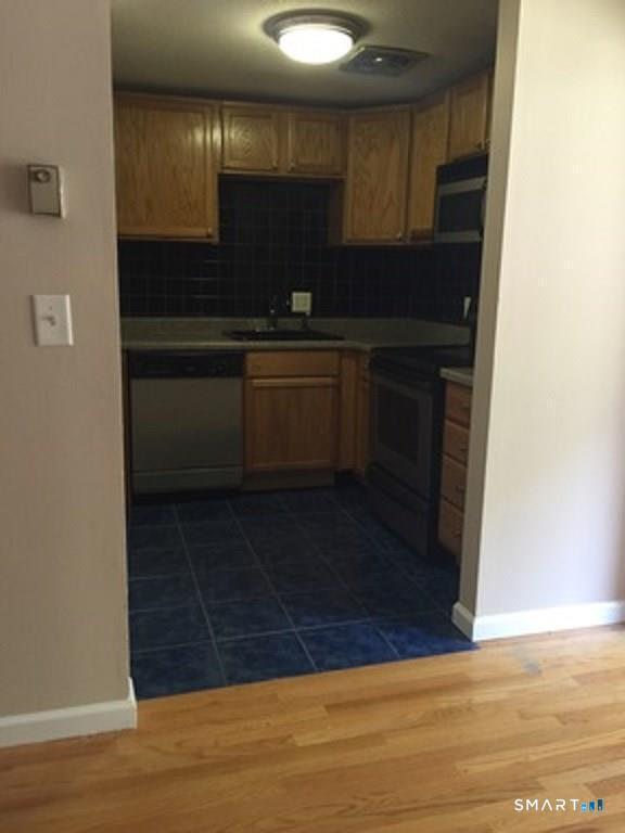 98 Burgundy Hill Lane Middletown CT 06457