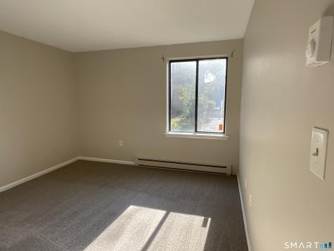 98 Burgundy Hill Lane Middletown CT 06457