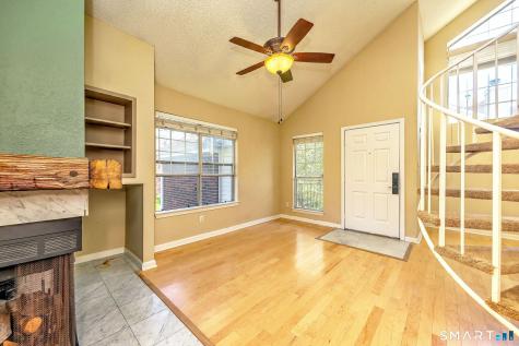 138 Carriage Crossing Lane Middletown CT 06457