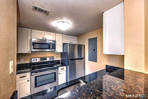 138 Carriage Crossing Lane Middletown CT 06457
