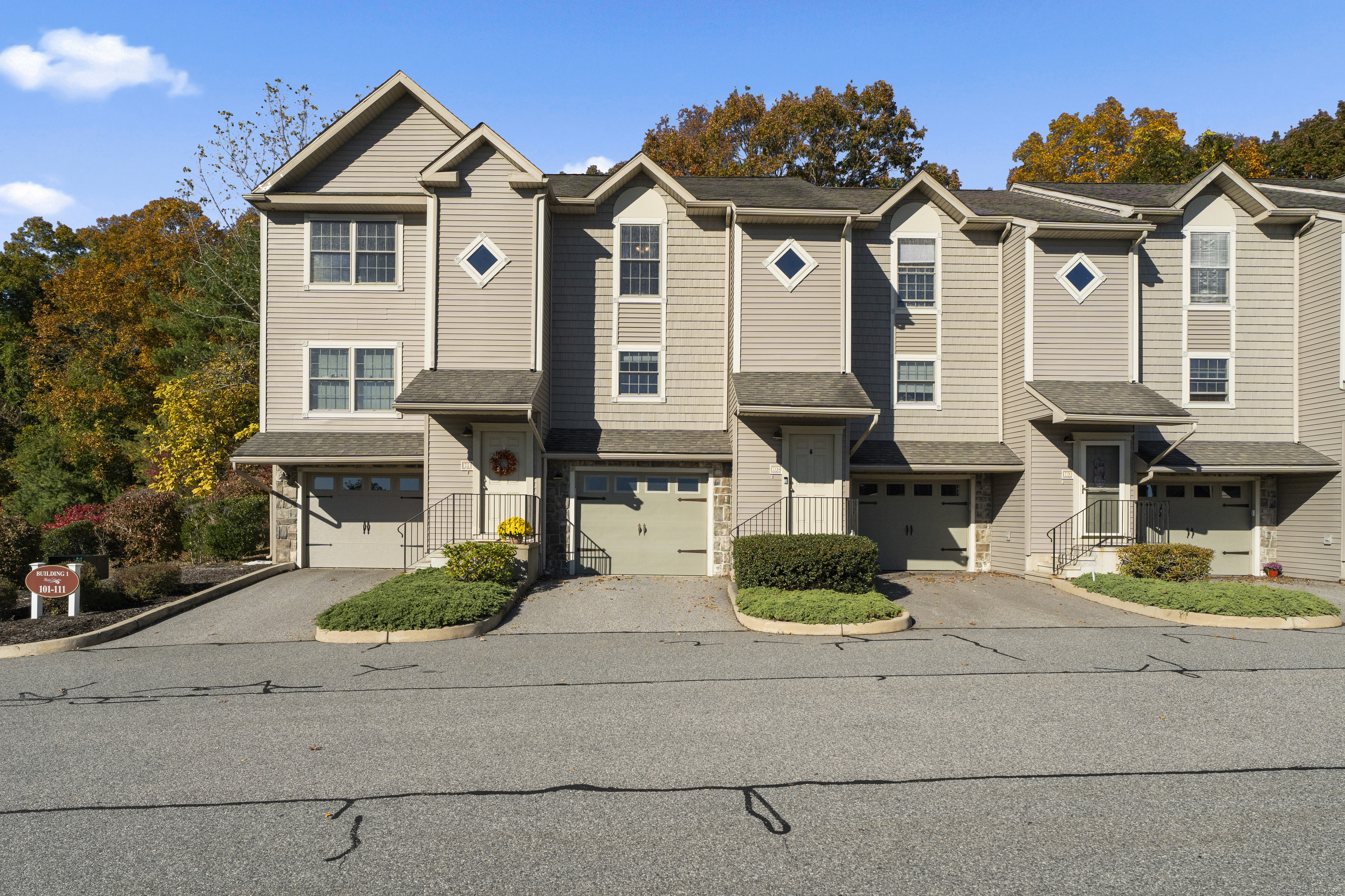 64 Scotch Cap Road Waterford CT 06375